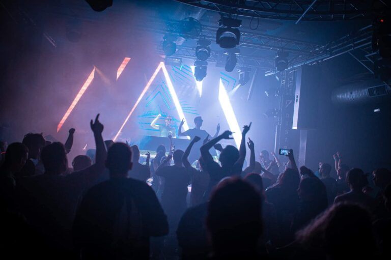 topky46 » Hardstyle.cz topky46 Harder styles top